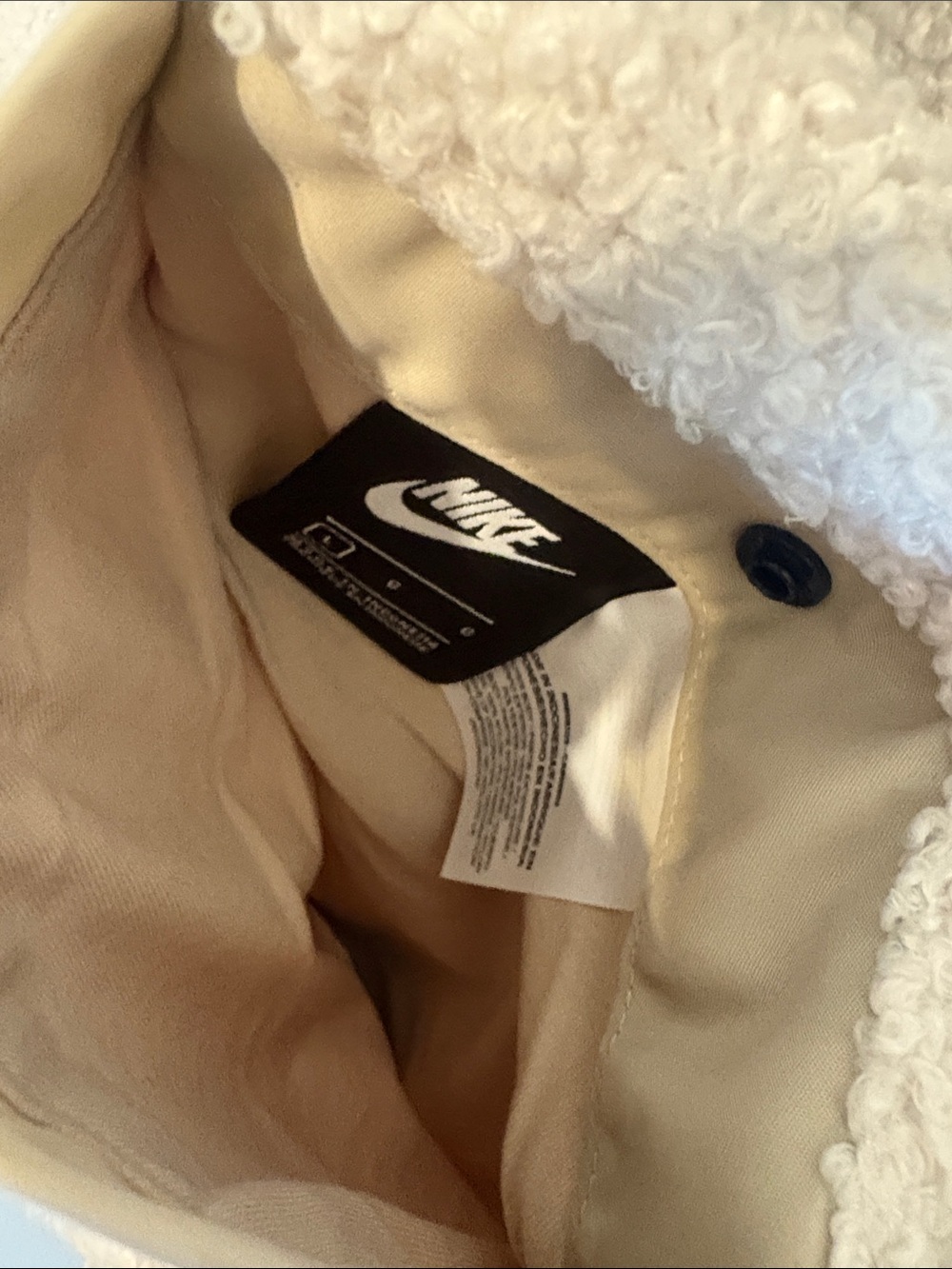 Nike Reversible Hooded Sherpa Jacket in Light Beige and Tan Trim - Picture 2 of 7